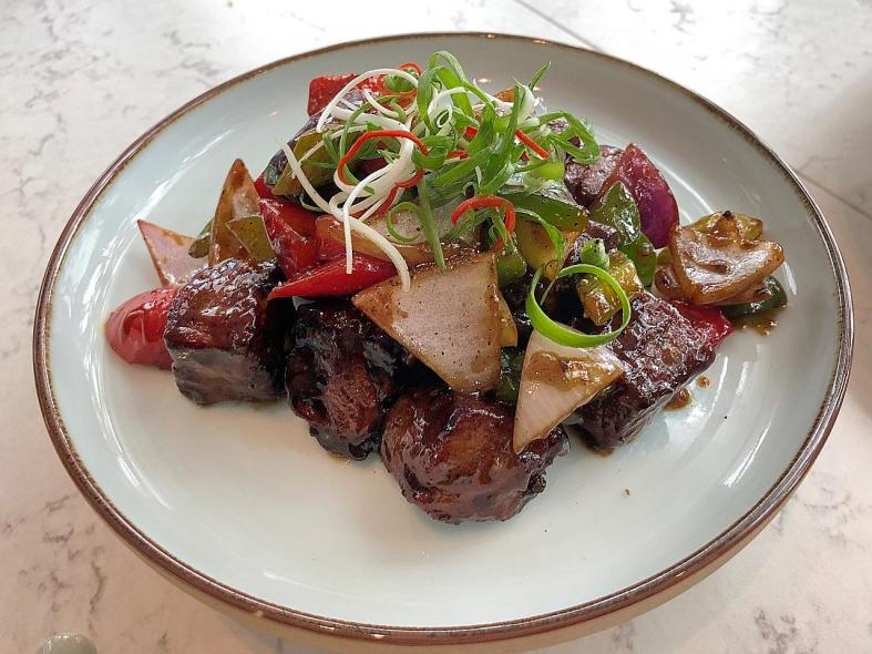 Celeb chef Justin Quek returns with casual East-West concept JustIN