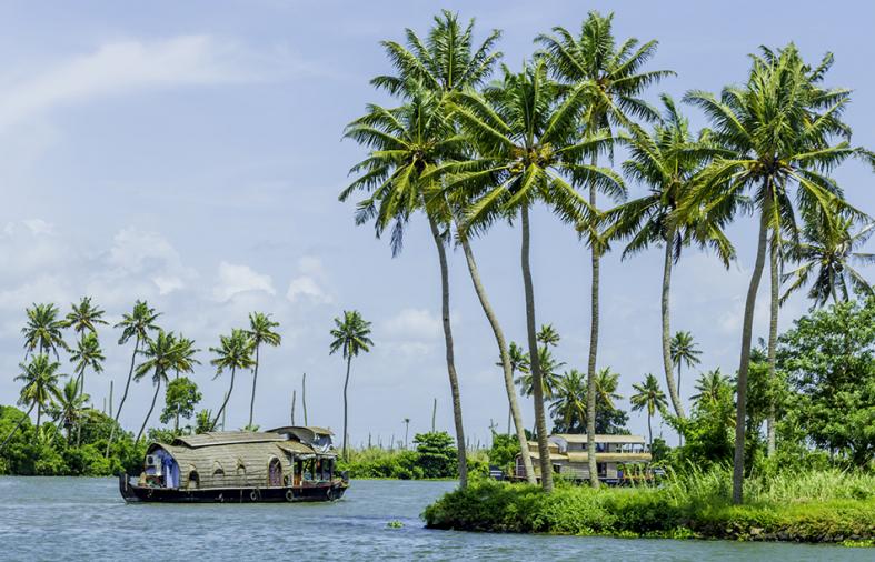 Any visitor to Kerala shouldn’t miss the opportunity to stay on a houseboat, and relive the experience of old Kerala royalty.