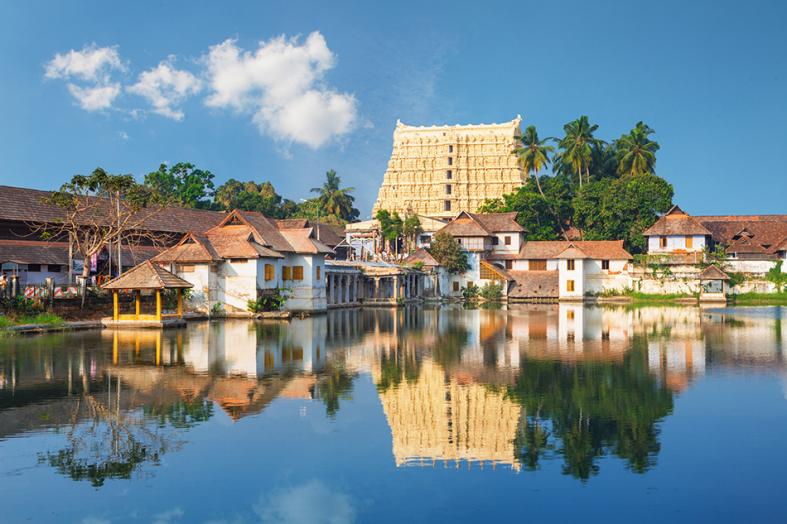 The Sri Padmanabhaswamy Temple shows architectural influences from both Kerala and neighbouring Tamil Nadu.