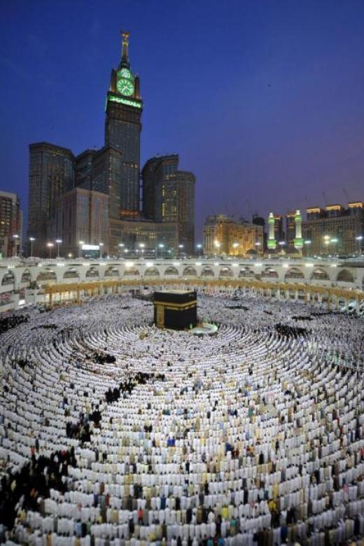 Qatar accuses Saudi Arabia of denying safety to haj pilgrims