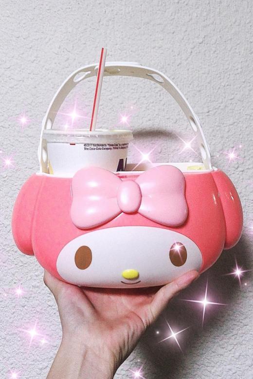 I’m selling my My Melody holder on Carousell for $1,001