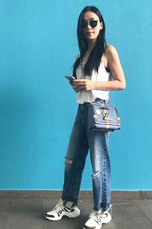 Rebecca Lim wants to stop online boredom shopping in the new year