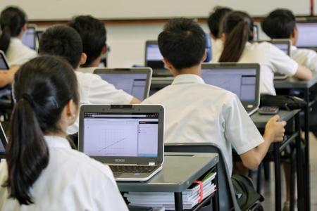 Are school-issued iPads, Chromebooks a distraction in class?