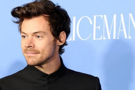 Harry Styles to play his biggest solo show at the National Stadium on ...