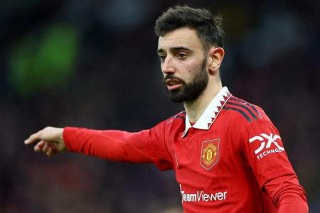 Man United's Bruno Fernandes rewards fan who messaged him for 300 days