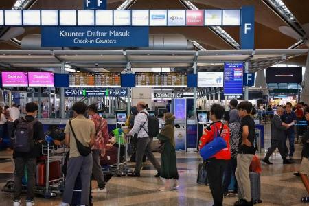 Foreigners entering Malaysia from Dec 1 must submit digital arrival card 