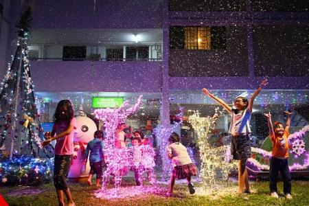 ‘Snow’ falls on last Christmas party in Bedok Reservoir estate but happy memories live on