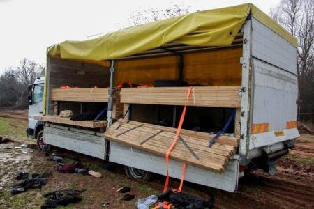 Bulgaria charges six over migrants found dead in truck