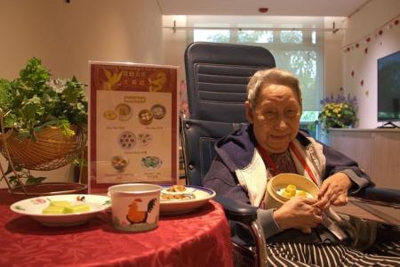 Seniors with swallowing difficulties try special dim sum 