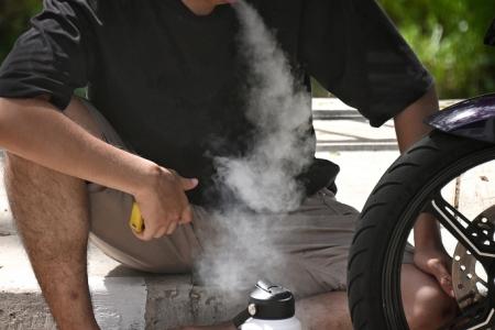 Vaping crackdown nabs almost 4,000; a quarter are students