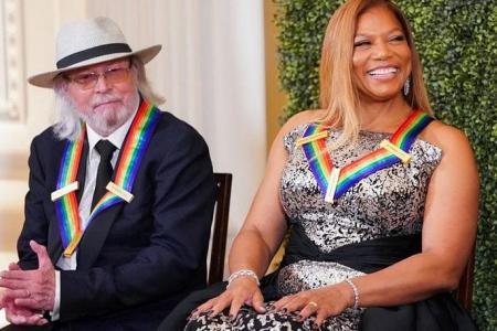 Dionne Warwick, Billy Crystal, Queen Latifah honoured for achievements in the arts