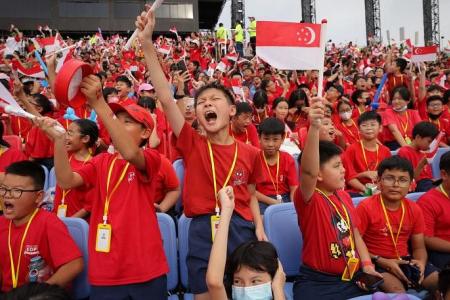 Over 10,000 Primary 5 pupils enjoy NDP National Education Show at Padang