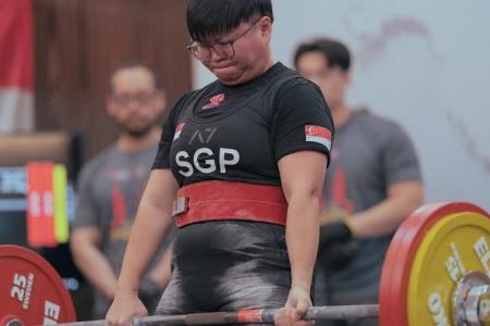 Powerlifter Farhanna Farid rewrites world record