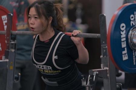 Powerlifter Farhanna Farid rewrites world record