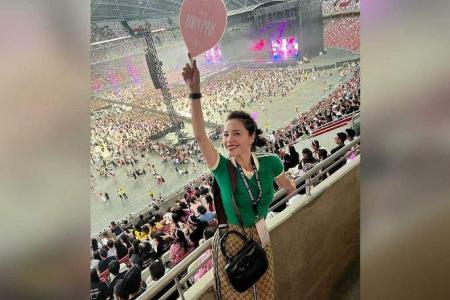 Actress Zoe Tay celebrates Mother’s Day at Blackpink concert