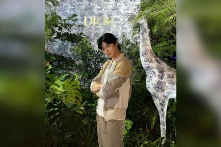 Cha Eun-woo’s fans wait from 3am to catch glimpse of K-idol in Singapore
