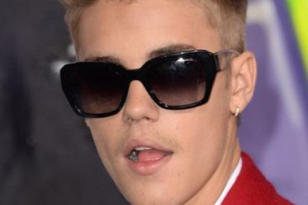 BREAKING: Justin Bieber accused of robbery