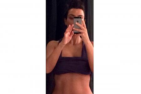 Kim Kardashian's got abs!