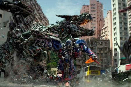 4 awesome moments from the new Transformers trailer