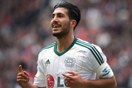 Pool swoop up Emre Can