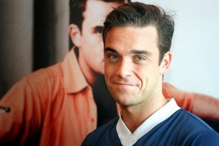 Robbie Williams to perform at the Singapore Grand Prix