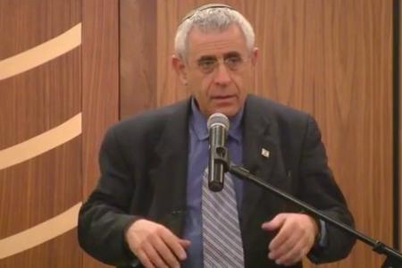 What is this Israeli Prof's suggestion to stop terrorist attacks?