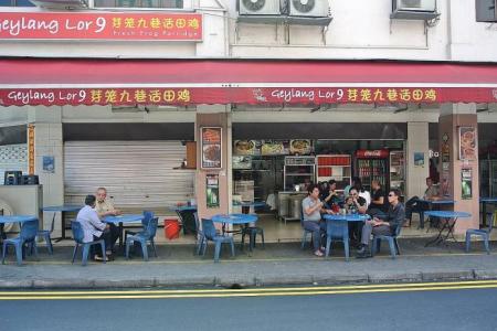 Barriers to make outdoor dining safe in Geylang?