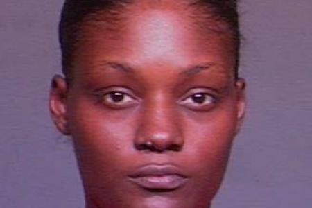 Criminal turns herself in because she didn't look nice in her mugshot