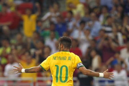 Japan 0 Brazil 4: Neymar steals the show