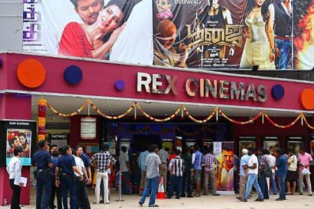 Police called in over long queue for movie tickets