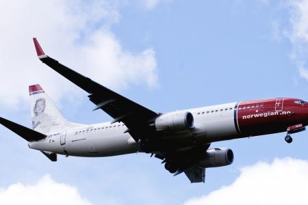 Norwegian flight delayed five hours - over mouse hunt in cockpit
