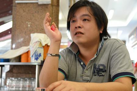 Sim Lim saga: Jover Chew forwarded his calls to TNP reporter. She got 201 calls in 5 hours. 