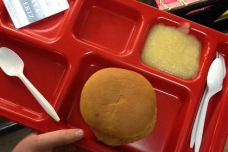 Ugh, #thanksmichelleobama for our gross school lunches, say US students