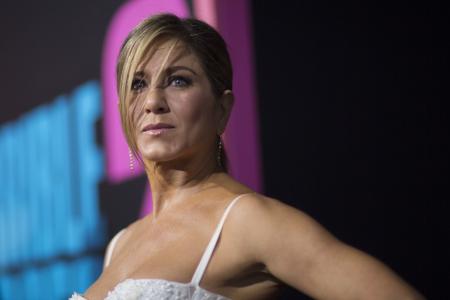 Jennifer Aniston gives a very awkward interview... but thankfully, it's just a prank