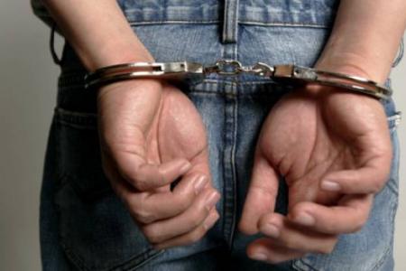 Two arrested in Jurong for robbery with hurt