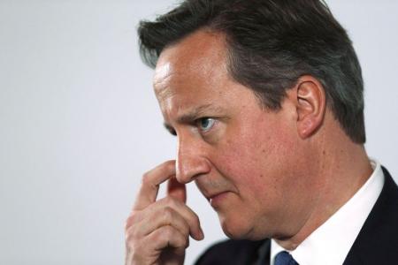 Hoax caller put through to British PM prompts security review