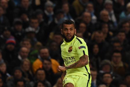 Barcelona defender Alves thinks he’s Spiderman