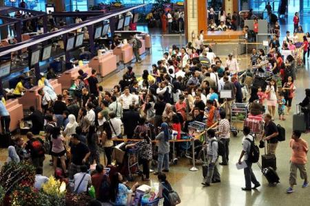 More S'poreans to jet away for National Day: 700% hike in flight bookings for that long weekend