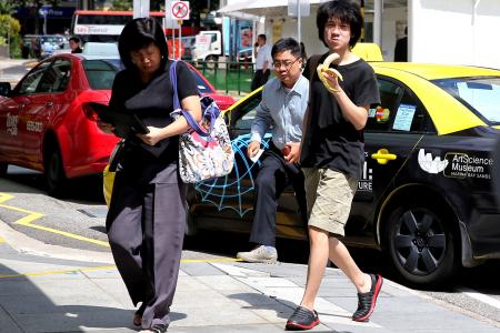 Amos Yee agrees to make his video on Lee Kuan Yew private