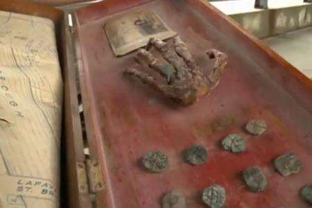 Family finds pirate treasure in grandfather's attic