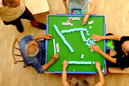 Man loses at mahjong, kills winner with brick