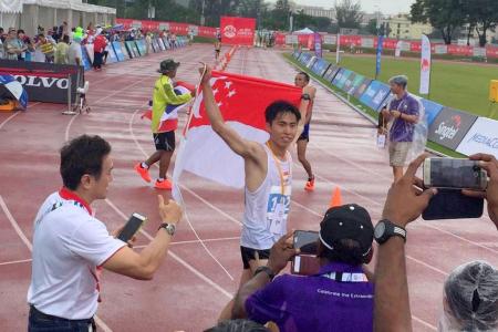 Soh fast: Soh Rui Yong claims marathon gold