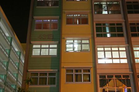 Yishun high-rise drama: Intruder hides in strangers' flats to evade cops