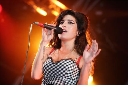Win! Amy preview tickets
