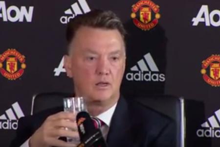 Van Gaal snaps at reporter after question about Pedro transfer