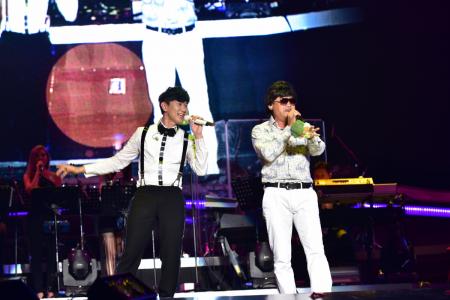 The Unbelievable duet between JJ Lin and Chen Tianwen