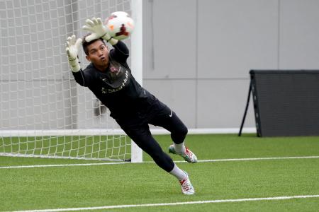 New goalkeeping coach Burridge: Izwan's good enough for Europe