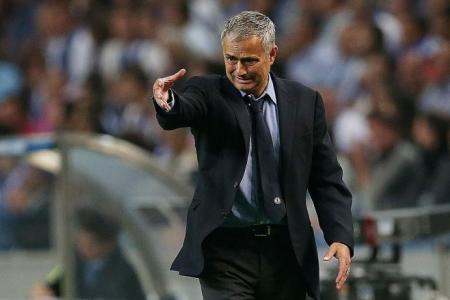 Chelsea lose, and Mourinho should be worried
