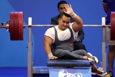 Powerlifting champ Nguyen wants to start a gym to train para athletes