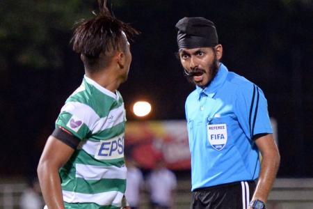 Hasrin blows his top after penalty claims turned down